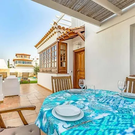 La Caleta Sleeps 6 With Pool And Wifi Vila *